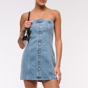 ** NWT** The A&F Mara Strapless Denim Mini Dress
